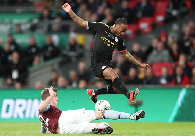 拉比奥出战的4场意甲米兰不败仅丢1球，缺阵7场仅3胜且丢8球（拉比奥在阵的4场意甲米兰不败仅失1球，缺阵7战仅3胜且丢8球）