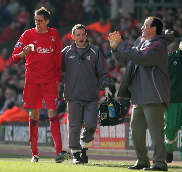 英超半场：沃尔特马德挑射破门，纽卡暂3-0埃弗顿