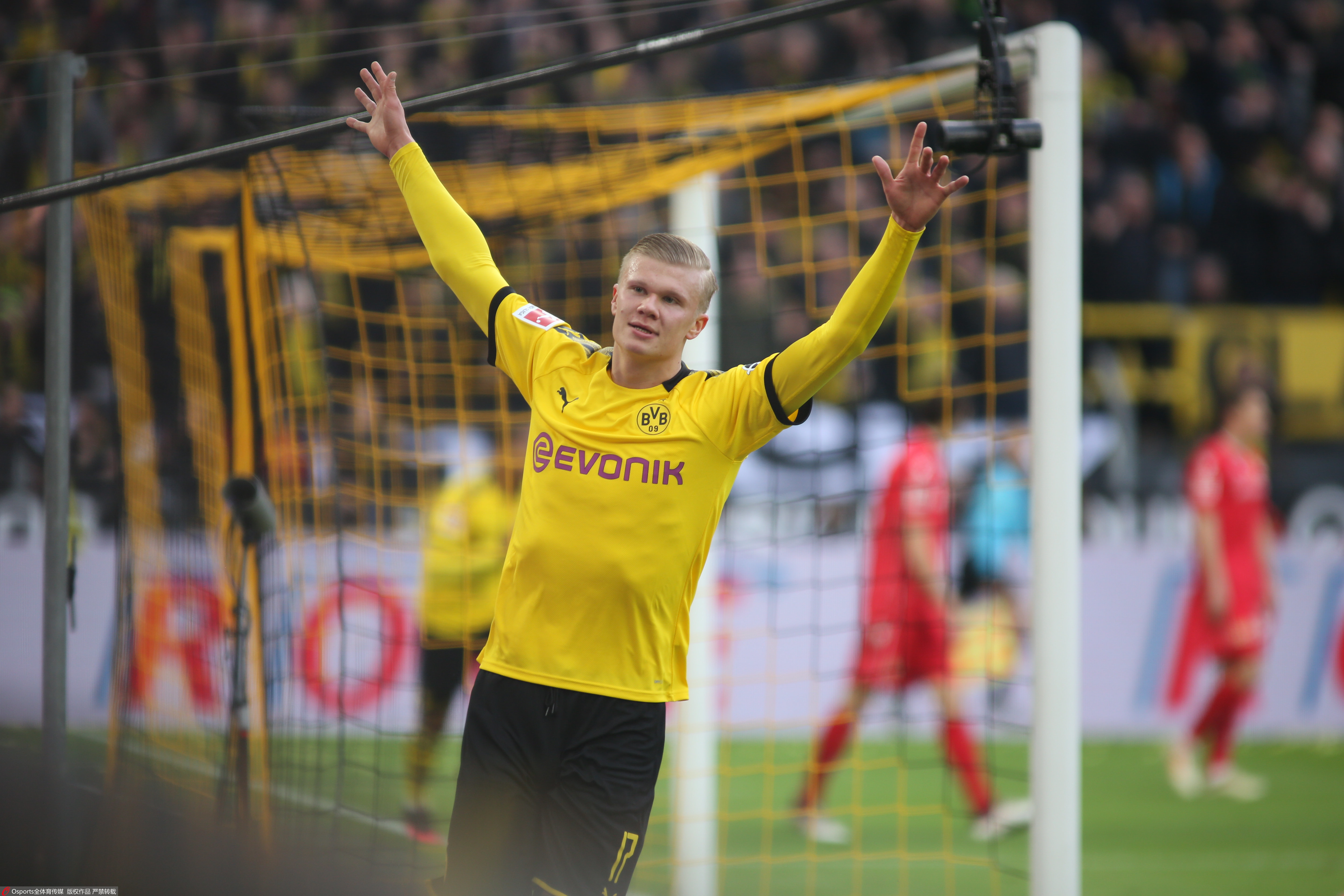 穆斯卡特：若抱着打平的心态是非常危险的；李新翔参加了合练（穆斯卡特：守平心态太危险，李新翔已随队合练）