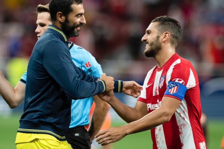 澳超联赛中央海岸水手vs悉尼FC因恶劣天气推迟至18：30进行（因恶劣天气，澳超中央海岸水手vs悉尼FC改至18：30开赛）