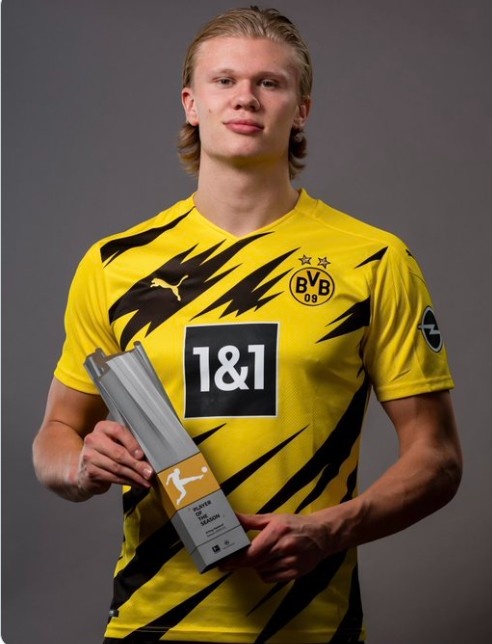 每体：由于拉什福德未来不确定，巴萨关注努萨、福法纳和马拉（每体：拉什福德前景未明，巴萨将目光投向努萨、福法纳与马拉）