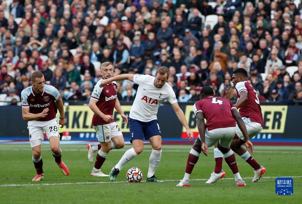 执教球队前4场3次战平，斯帕莱蒂是尤文队史主帅第二人